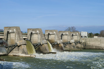 Barrage Ouvert.