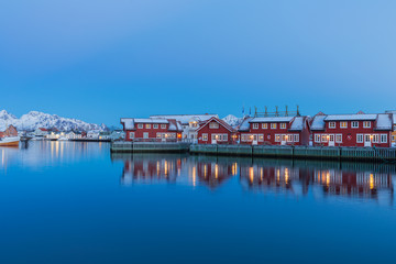 Fototapeta premium Arctic seascape with rorbuer, Lofoten islands