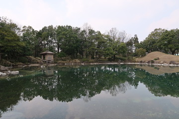 Fototapeta na wymiar 福井の有名な日本庭園の養浩館