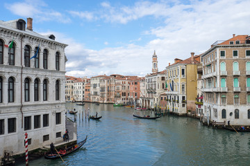 ベネチア、リアルト橋から見るカナル・グランデのイメージ