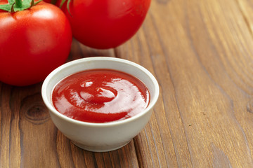 tomato paste and tomat