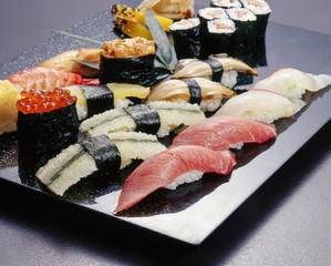 お寿司　盛り合わせ