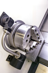 Spindle high-precision CNC milling machine