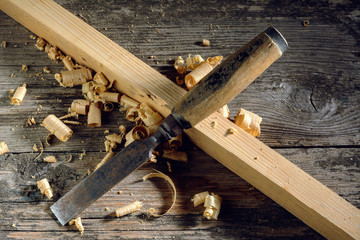 chisel wood