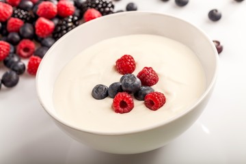 Mixed Berries with Cream