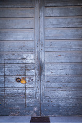 Portone in legno