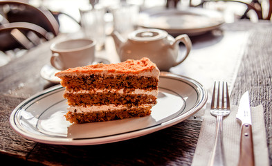 Carrot cake with tea