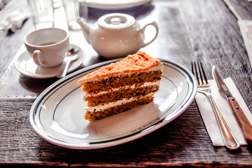 Carrot cake with tea