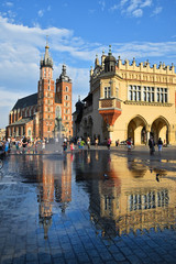 Fototapeta na wymiar Main Market Square in Krakow, Poland