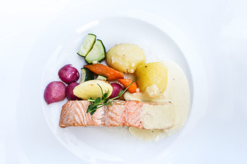 Grilled Salmon with fresh lettuce and mash potatoes