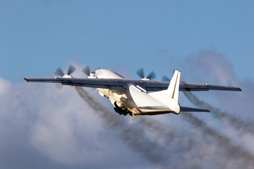 cargo plane engine emission