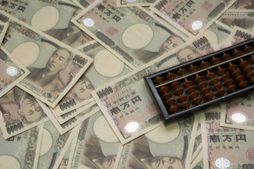 ソロバンと現金