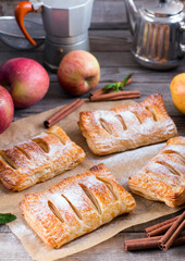 Puff pastry with apples and powdered sugar