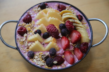 healthy breakfast bowl