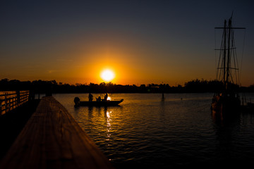 Fototapeta na wymiar Florida fishermen at sunset