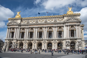 Fototapeta na wymiar Opéra Garnier à Paris