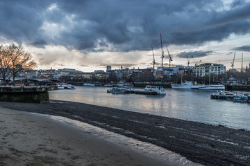 Fototapeta premium London Skyline from the South Bank