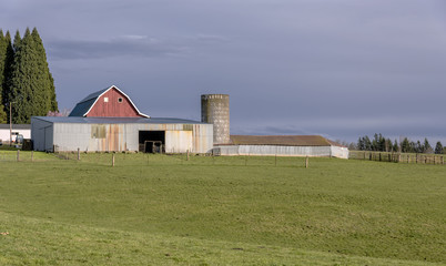 Country farm and barn in rural Oregon.