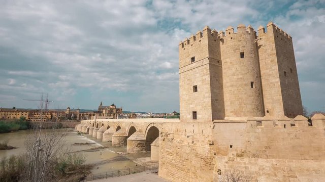 Timelapse of Torre de La Calahorra and Puente Romano