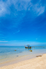 Fototapeta na wymiar Landscape of Koh Lanta Klong Khong beach