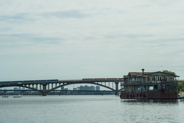 Fototapeta na wymiar Bridge end old ship