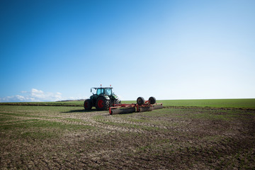 Obraz premium agriculteur au travail