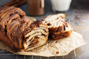 CInnamon chocolate babka