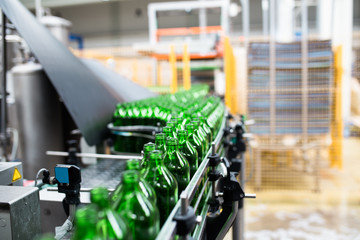 Bottling plant - Water bottling line for processing and bottling pure mineral carbonated water into bottles.