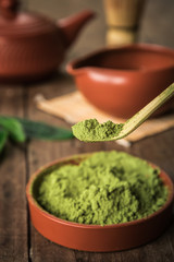 Brewing green tea powder,