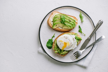 Avocado and Poached Egg Sandwiches