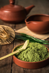 Brewing green tea powder,