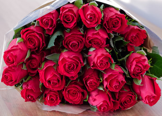 Bunch of Red Closely Bunched Roses