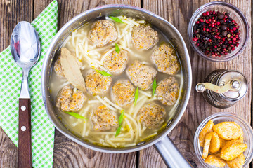 Vermicelli soup with meatballs