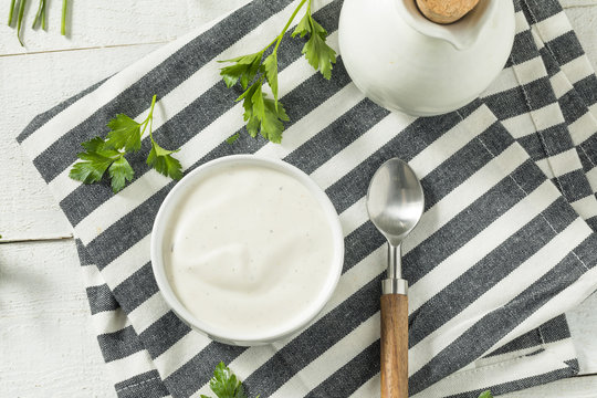 Creamy Homemade Ranch Dressing