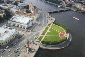 Fototapeta premium Bird's eye view of the ffFormer Old Saint-Petersburg Stock Exchange building and Rostral Columns on the Vasilievsky Island spit in Saint-Petersburg, Russia