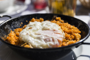 huevos con migas comida tipica guadalajara españa