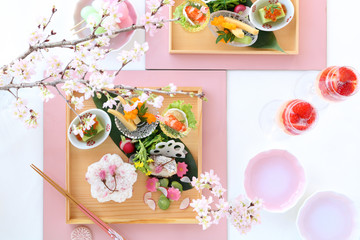 桜ごはんのお花見プレート