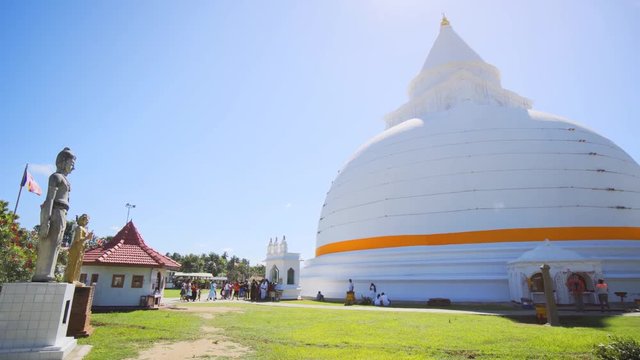 Tissamaharama Raja Maha Vihara Temple in Sri Lanka