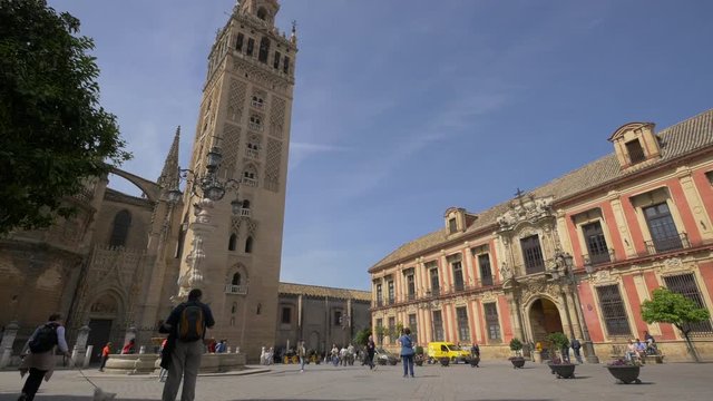 Tilt up of the Giralda tower, Seville