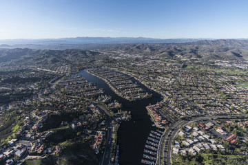 Obraz premium Aerial view of Westlake island, marina and lake in the Thousand Oaks and Westlake Village communities of Southern California.