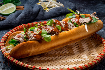 banh mi with beef vietnamese food