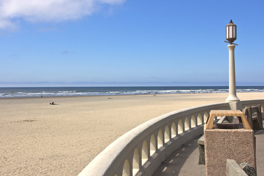 Light Post And The Beach Overlook Oregon Coast.