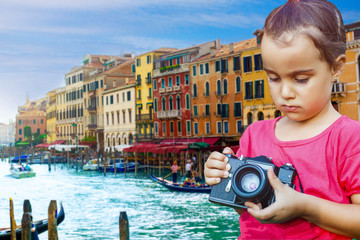 Fototapeta na wymiar Little tourist girl in venice italy
