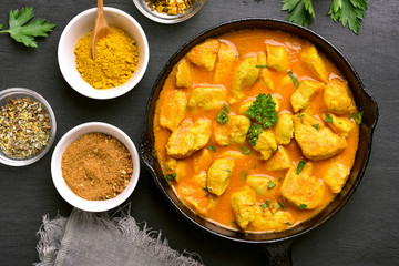Chicken curry in frying pan
