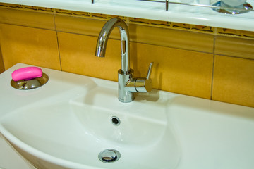 washbasin with a curbstone