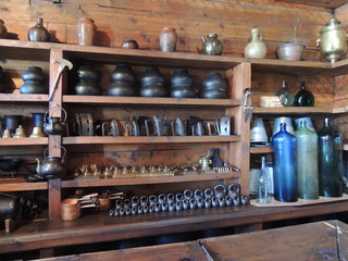 Household items of the early 20th century