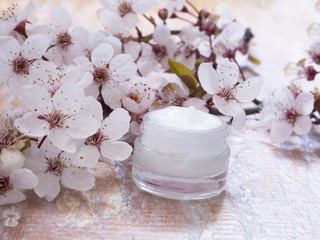 Natural cosmetics, fresh as flowers