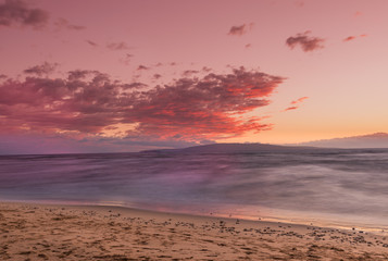 Fototapeta na wymiar Colorful Sunset on a Maui Beach