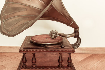 Old objects for music