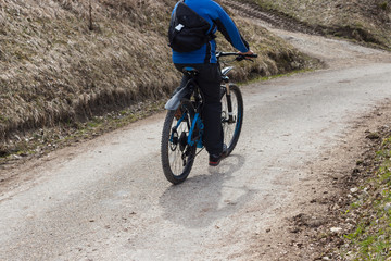 cyclist people enjoy outdoor wanderlust with their ebikes mountainbikes © rudolfgeiger